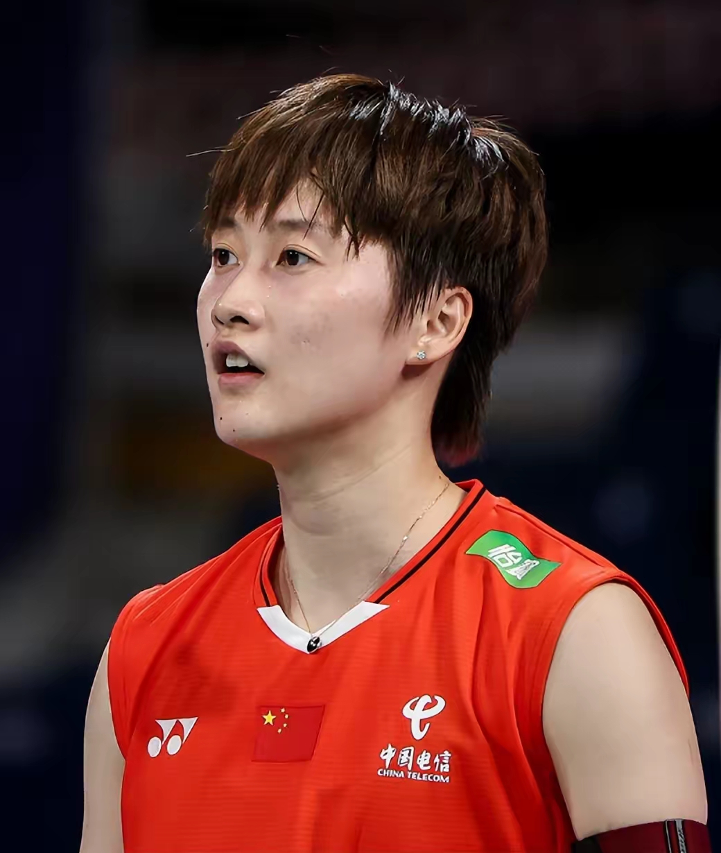 泰国队鏖战法国队,陈雨菲刷新纪录 泰国队鏖战法国队,陈雨菲刷新纪录