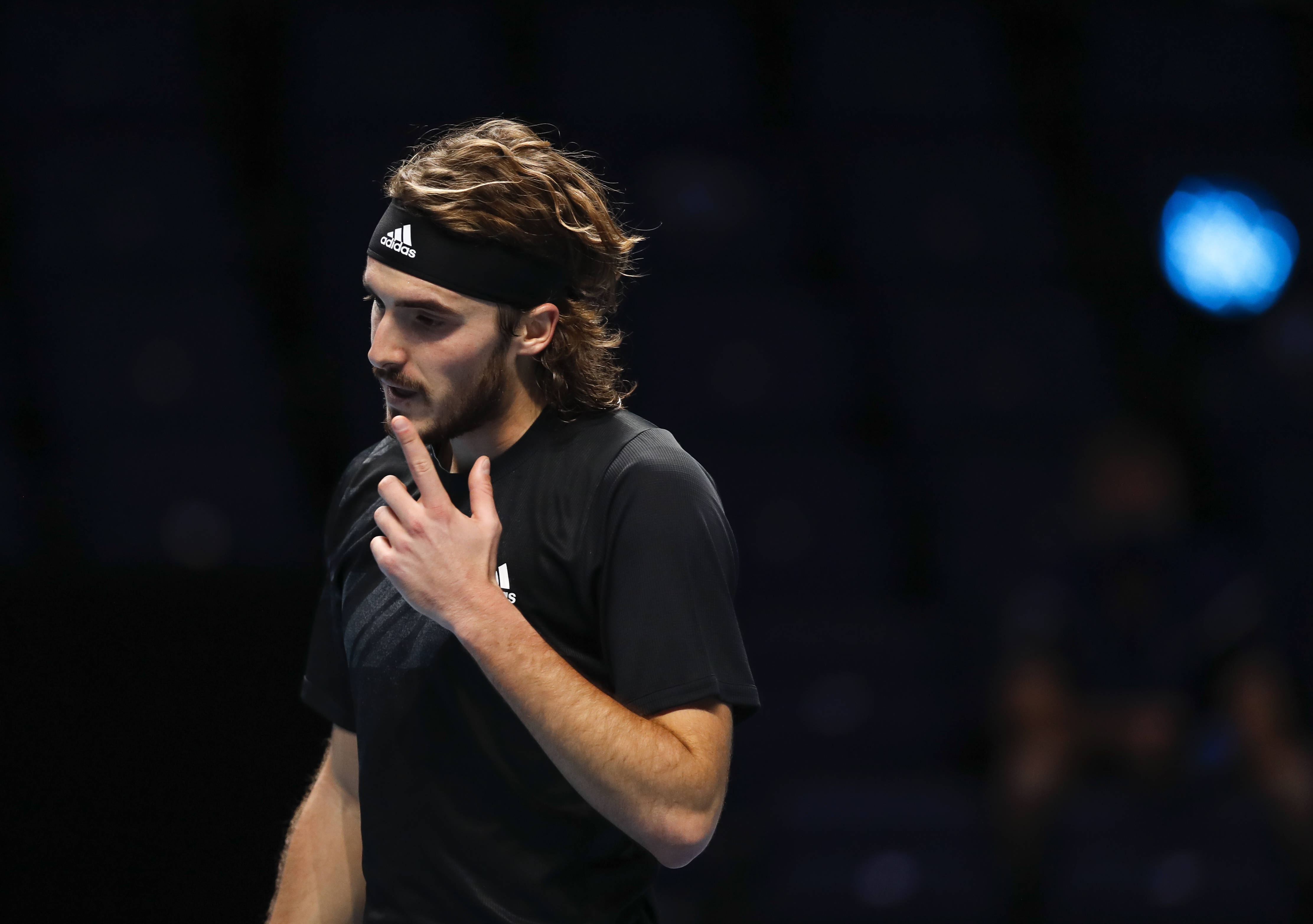 美网鏖战ATP总决赛,西西帕斯统治全场 美网鏖战ATP总决赛,西西帕斯统治全场